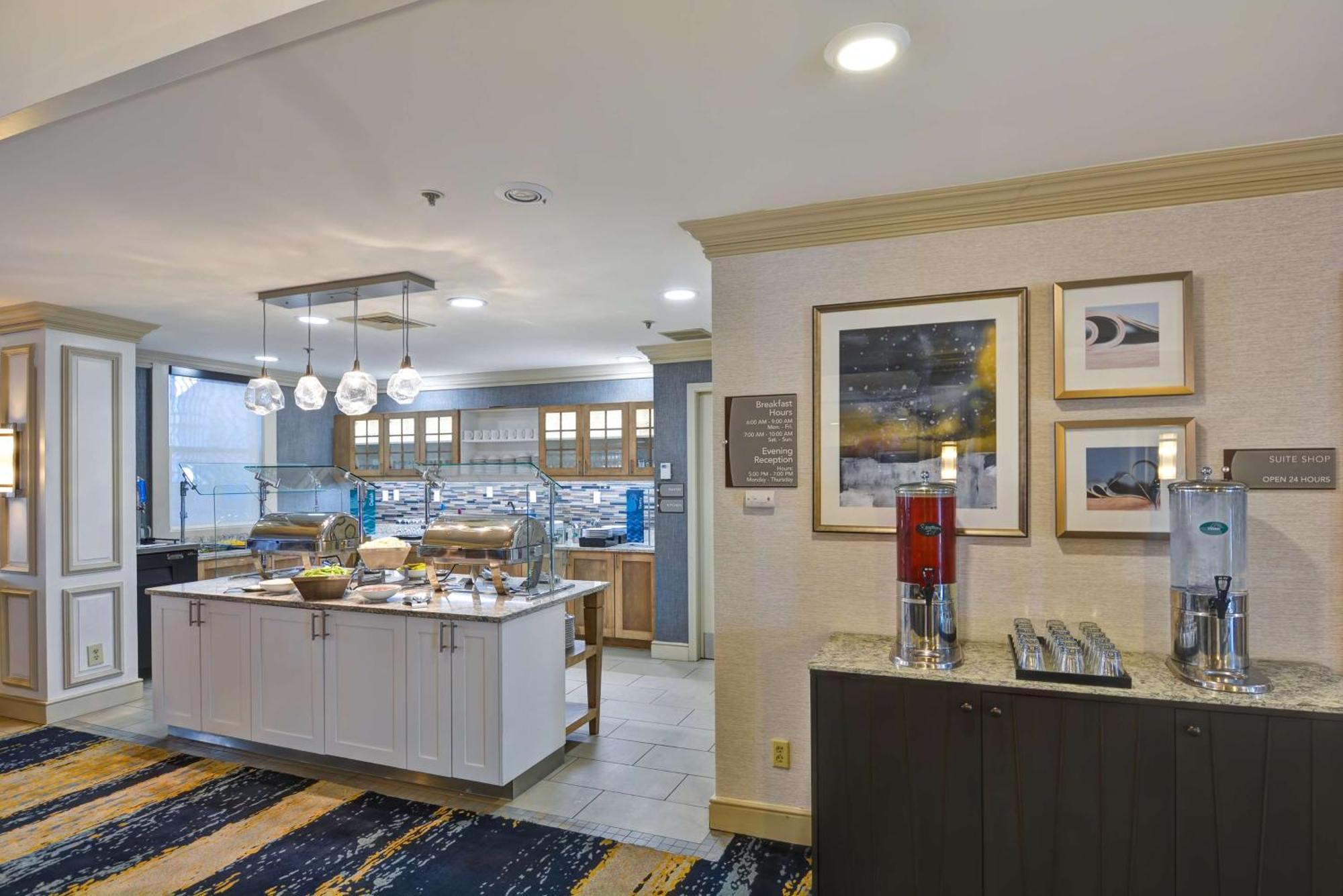 Homewood Suites By Hilton Windsor Locks Hartford Exteriör bild